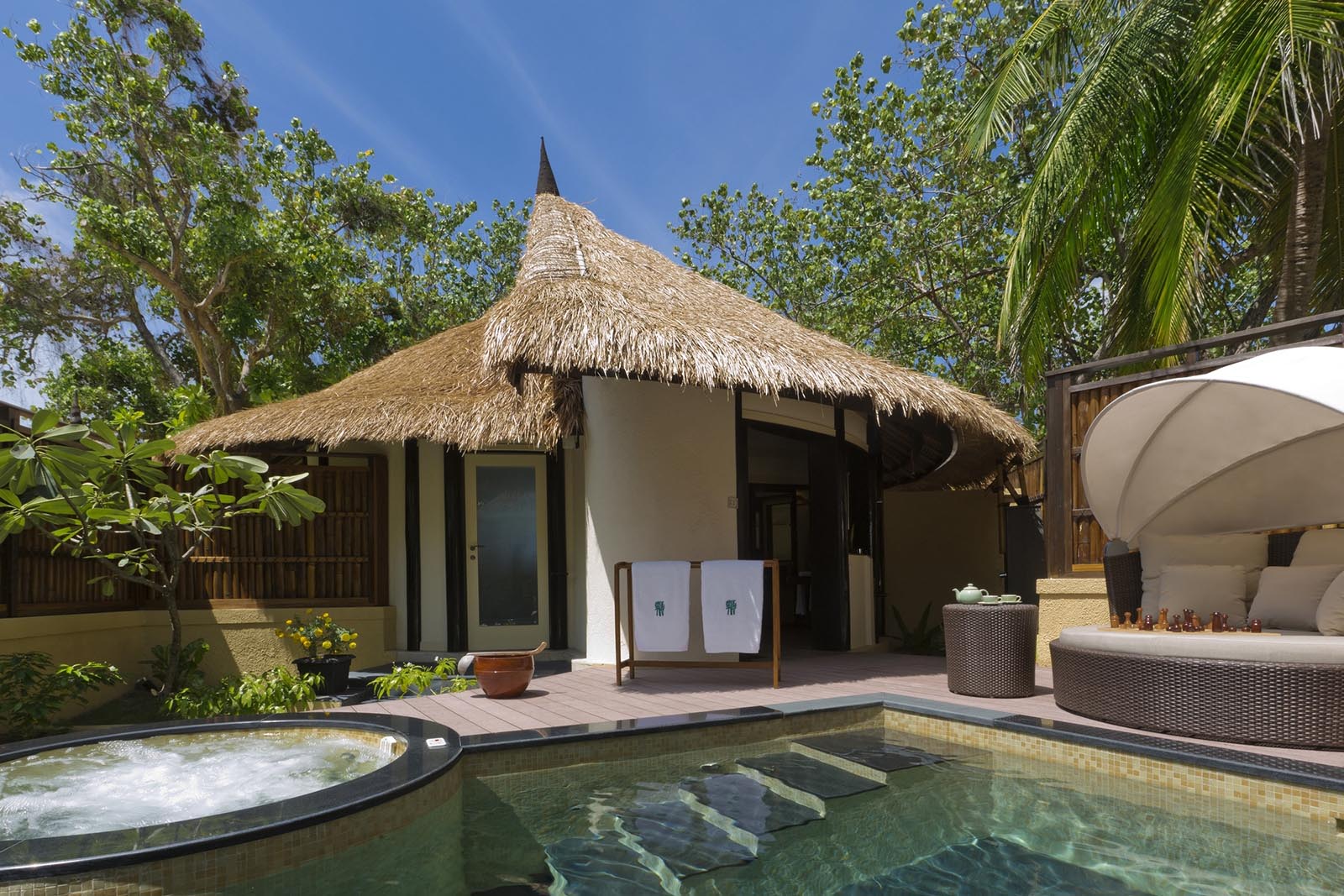 Oceanview Pool Villa at Banyan Tree Vabbinfaru - photo 1