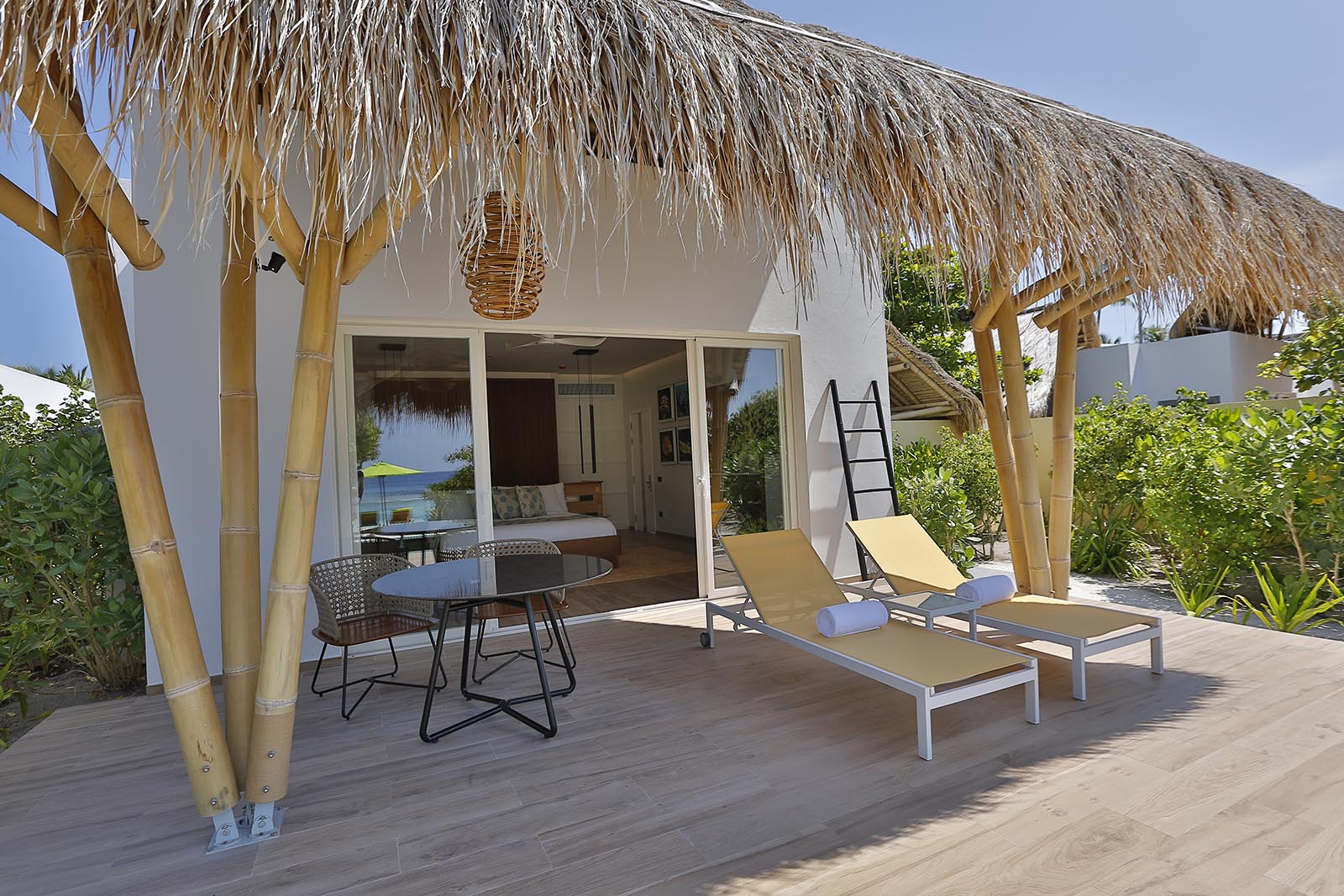 Beach Villas at Emerald Maldives Resort & Spa - photo 1
