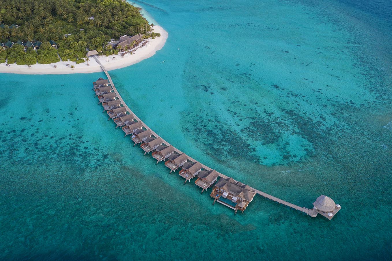 Furaveri Maldives gallery image 1