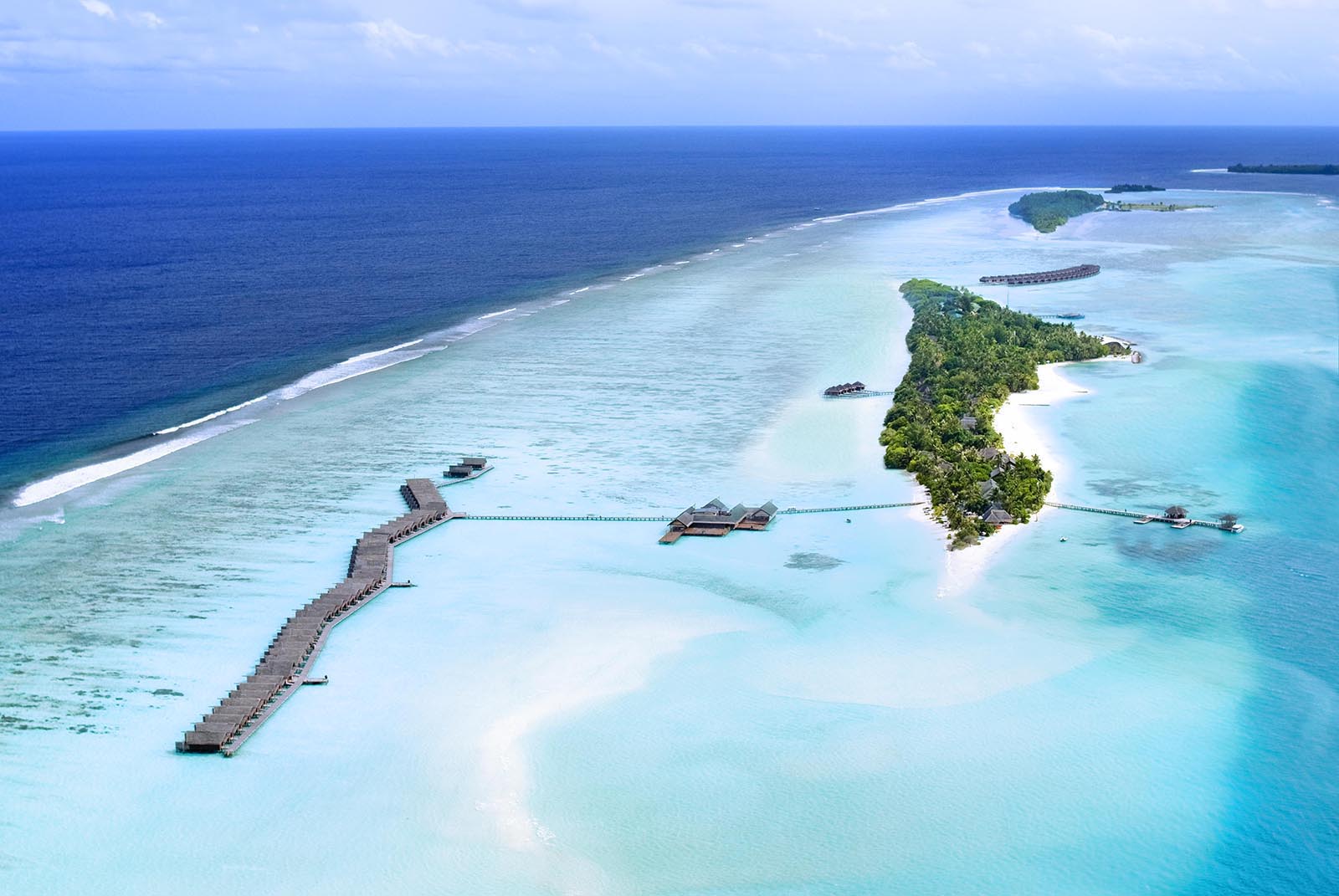 LUX* South Ari Atoll gallery image 1