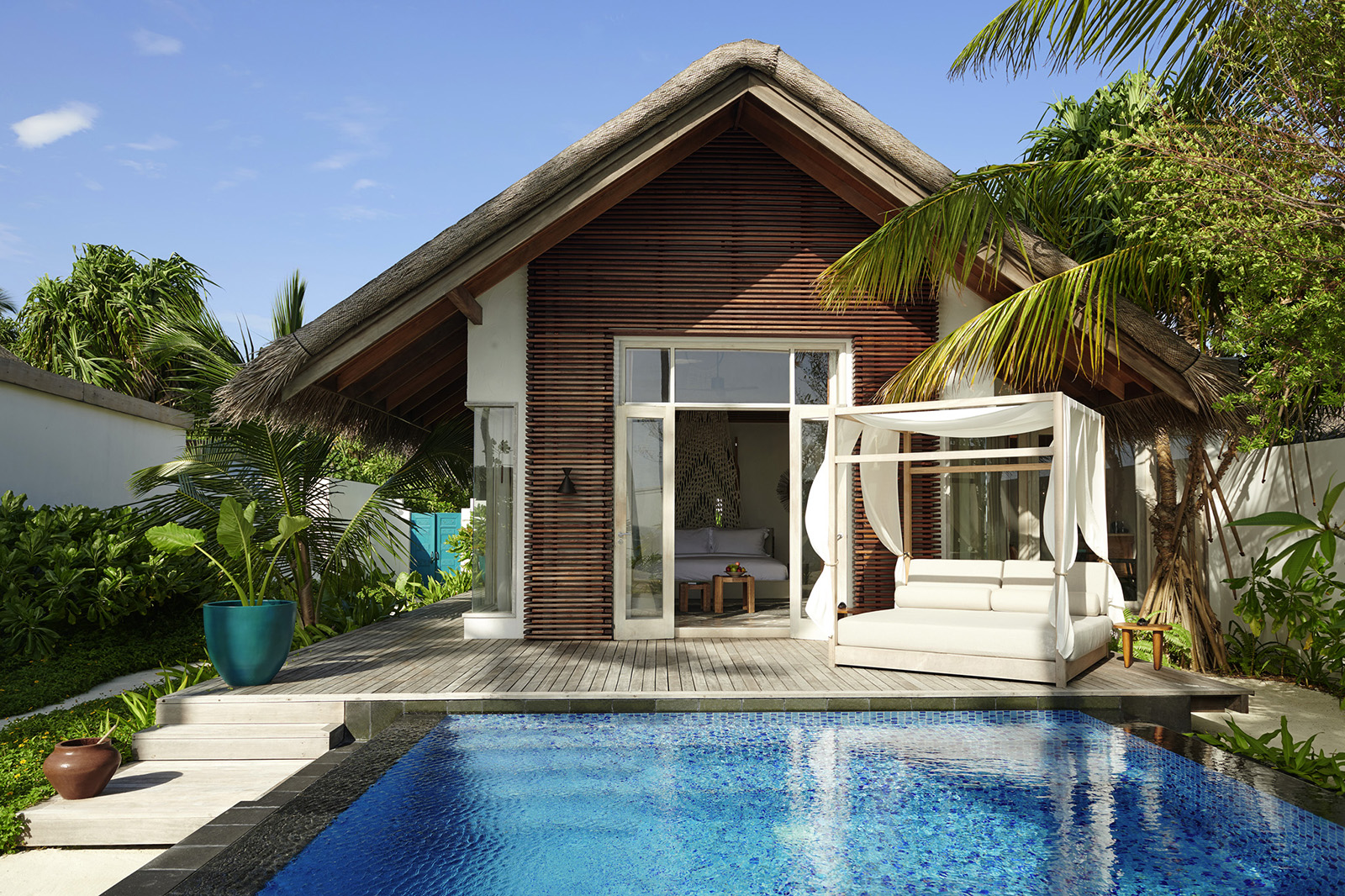 Deluxe Beach Sunrise Villa with Private Pool at Sirru Fen Fushi Private Lagoon Resort - photo 1