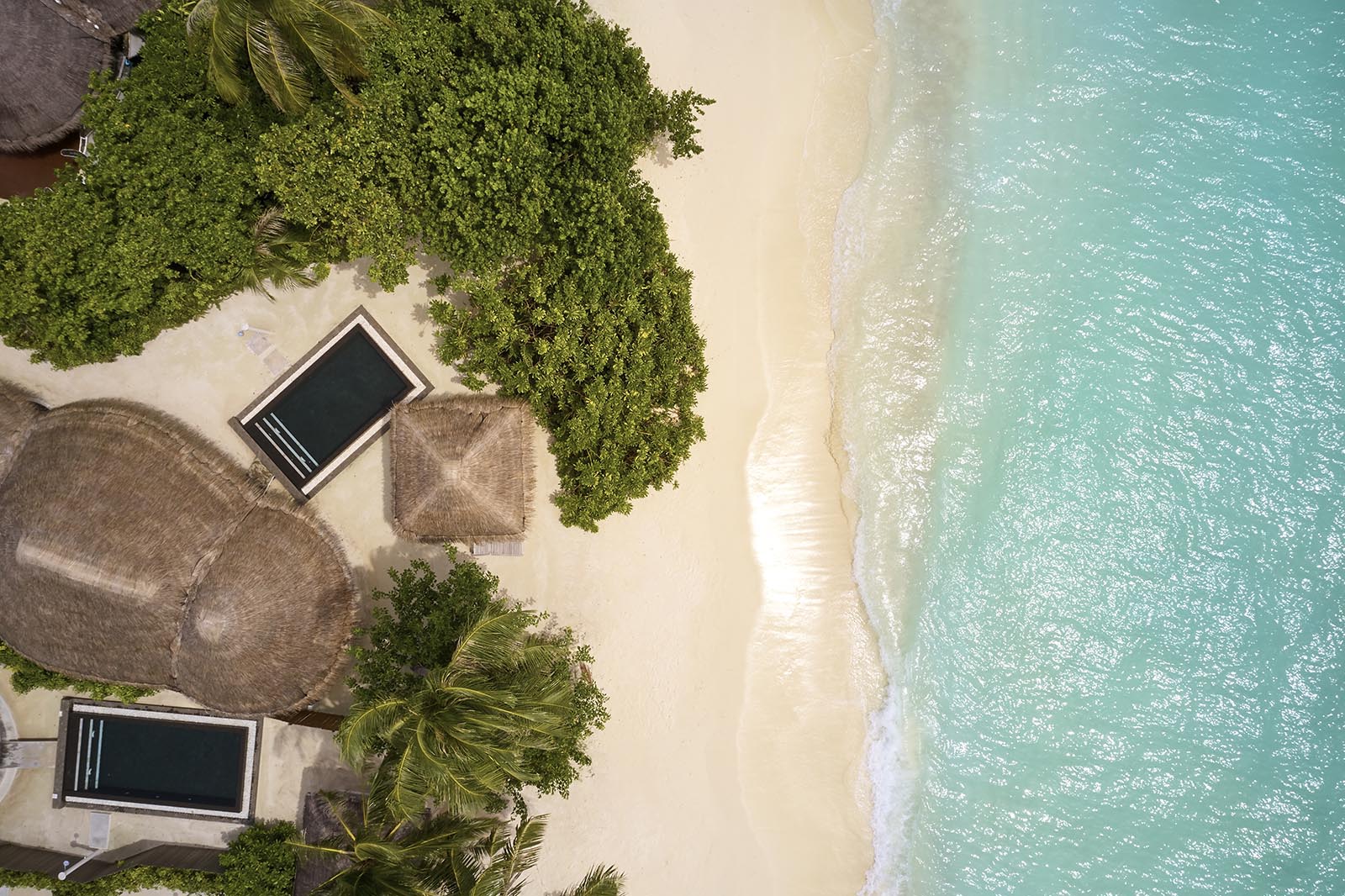 Deluxe Beach Villa With Pool at Sun Siyam Irufushi - photo 1